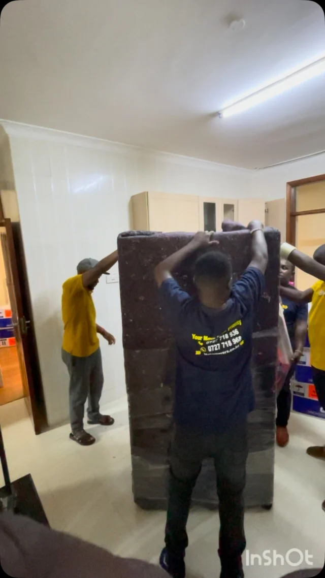 🚚🔥 New house? New office? New chapter? We MOVE! 📦🏠Leave the heavy lifting to us. 😎💪
State Movers — Moving made easy.📲 Book your move today!#StateMovers #MovingMadeEasy #NairobiMovers #KenyaMovers #MovingDay